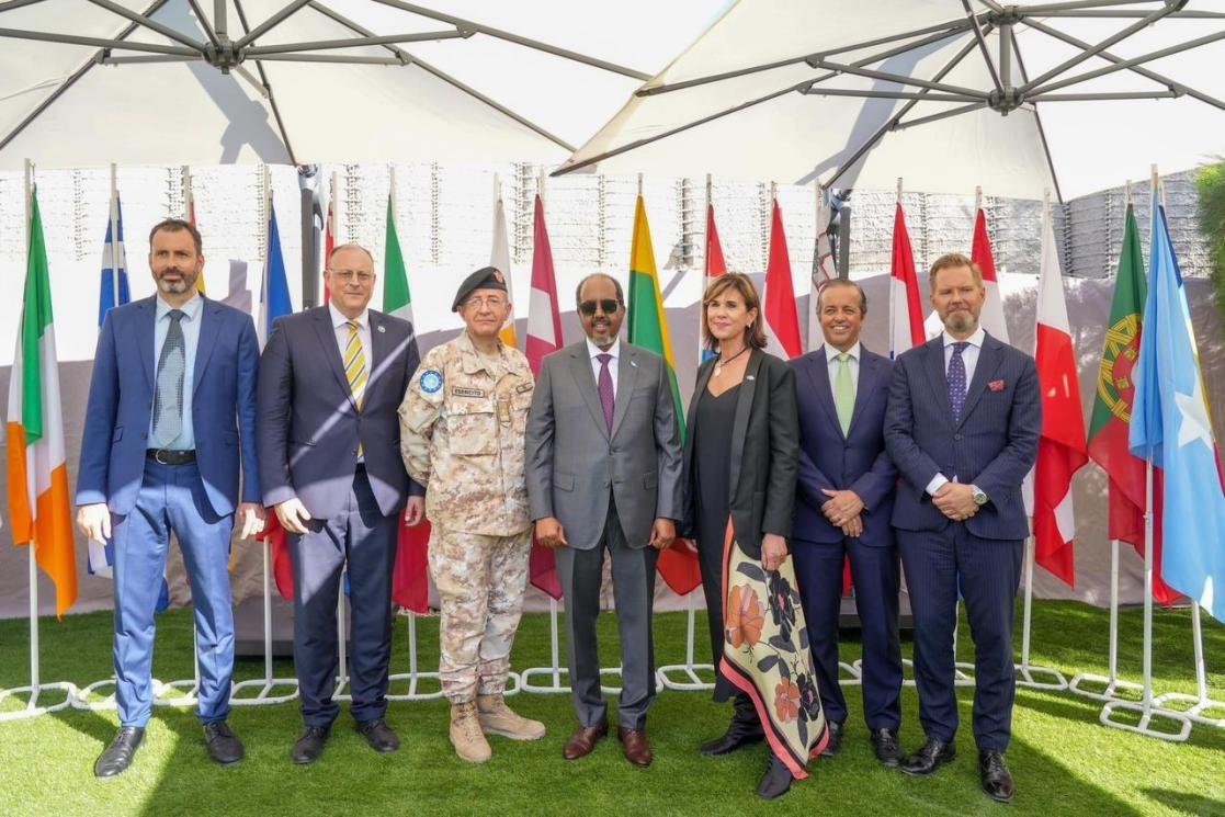 Somali President and EU dignitaries celebrate EU Day in Mogadishu.