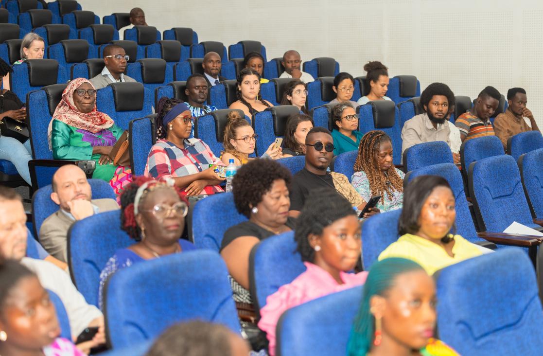 Members of the audience 