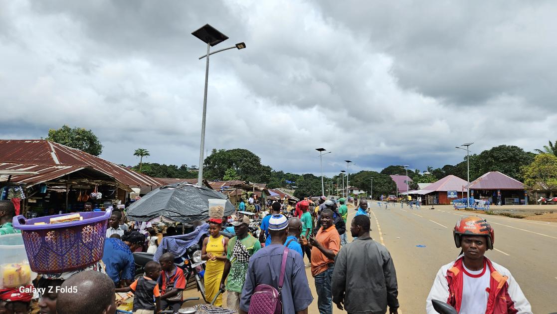Business booms at Gendema after the completion of the road from Bandajuma to the Liberia border. 