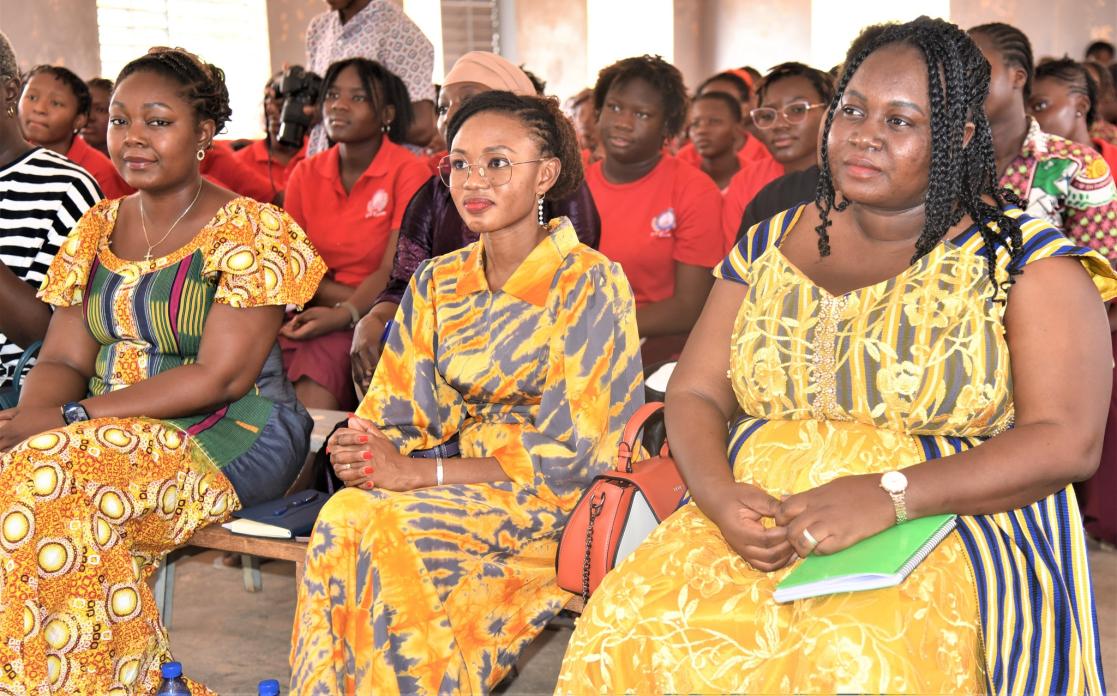 Des échanges entre femmes modèles et jeunes filles pour soutenir le leadership féminin au Burkina Fa