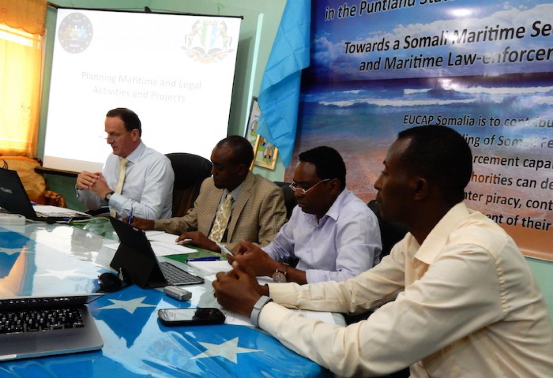 From October 29th to 30th, EUCAP Nestor conducted a two-day workshop in order to address the needs and priorities the Mission has so far identified in Puntland, reaching a broad consensus on what the Mission will aim to jointly implement for 2017-2018.  Among topics discussed during the workshop, held at the Ministry of Planning and International Cooperation, were better access to extant legislation for law enforcement agencies and other stakeholders, enhancement of law drafting capacity, the Puntland Marit
