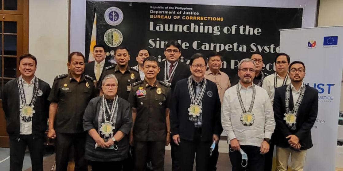Ambassador Luc with Philippine group