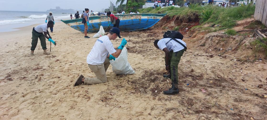 Volunteers cleaning the beach