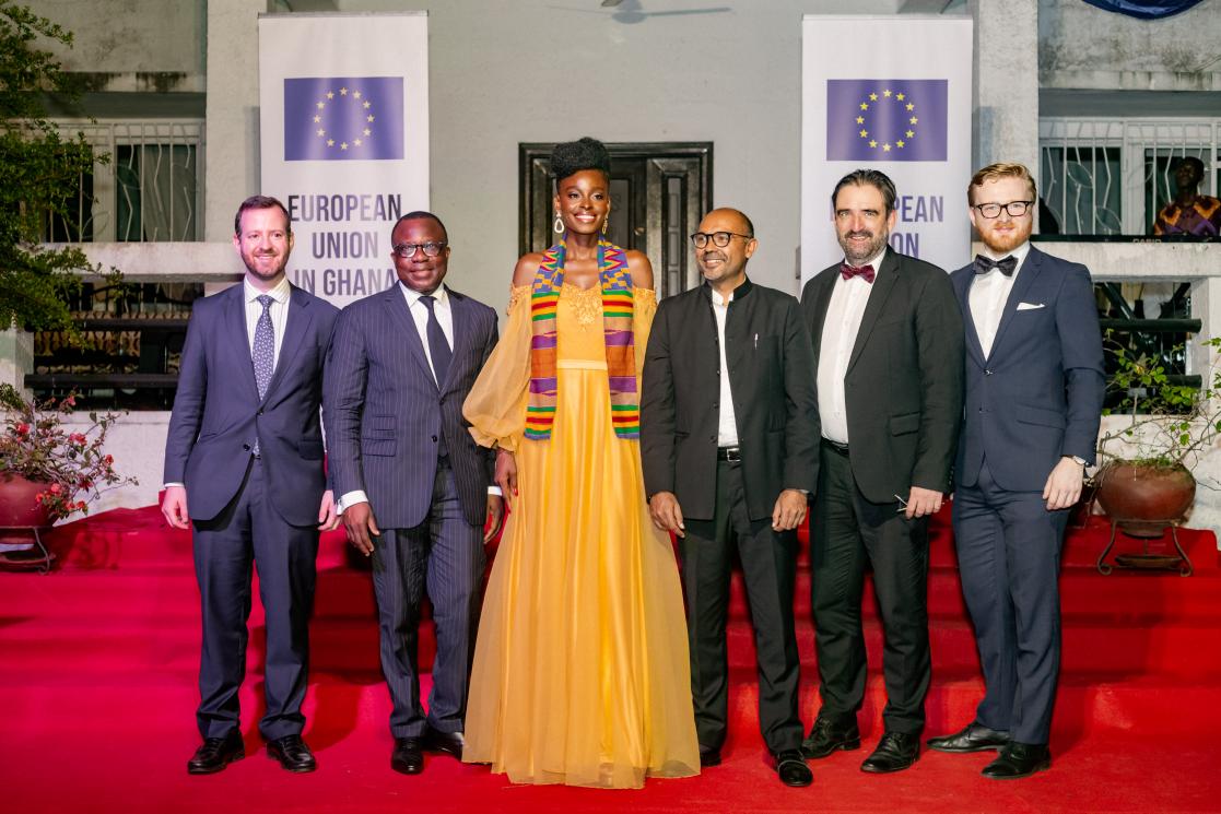 EU Goodwill Ambassador, EU Ambassador to Ghana and EU Member States pose for a photo.