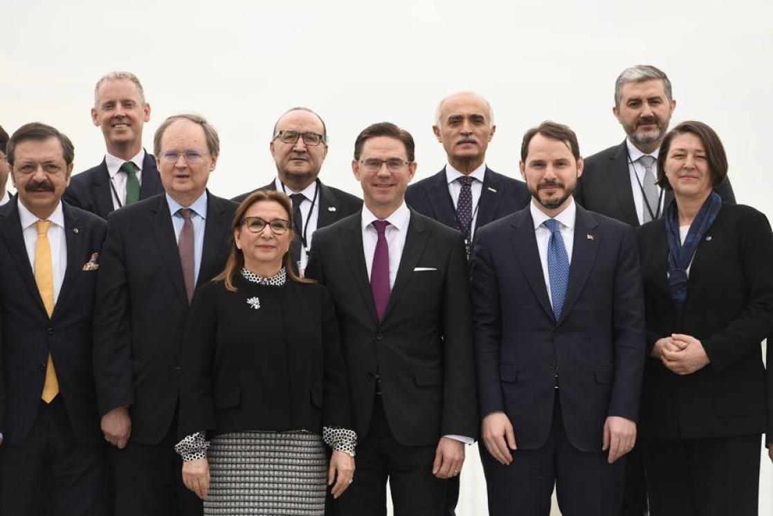GROUP PICTURE