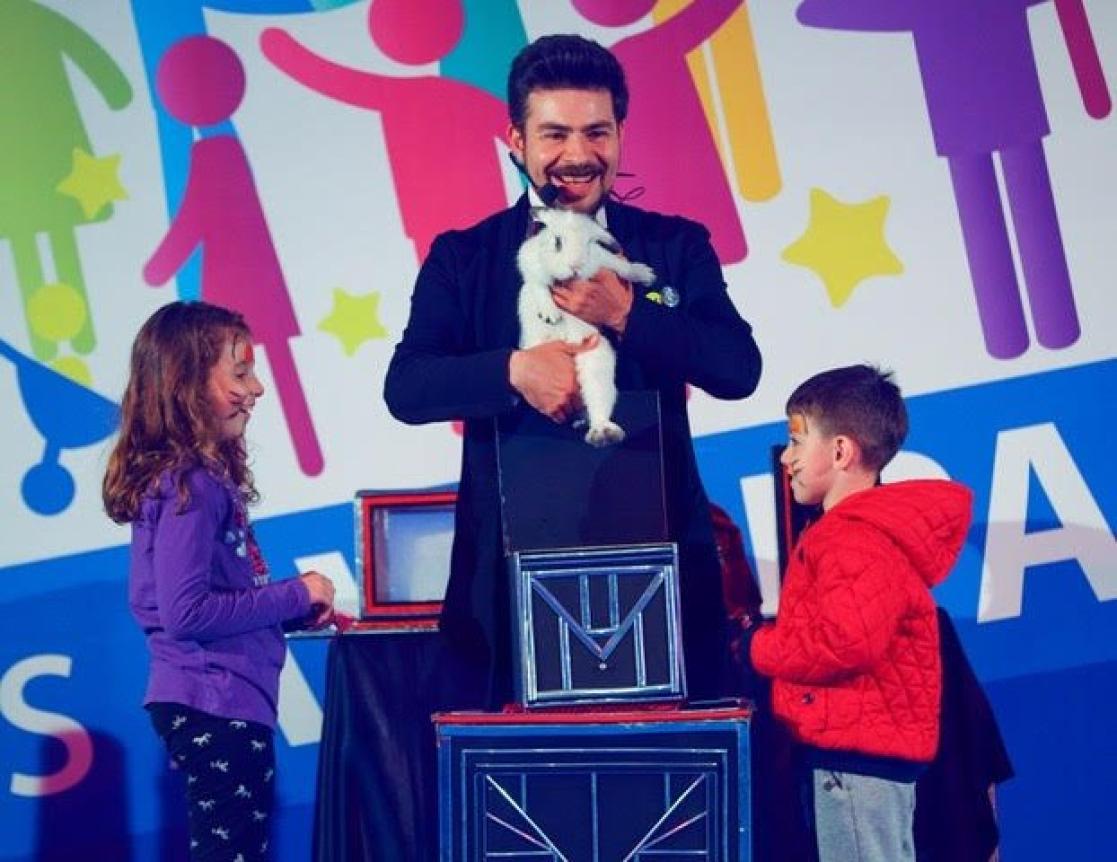 magician showing a rabbit
