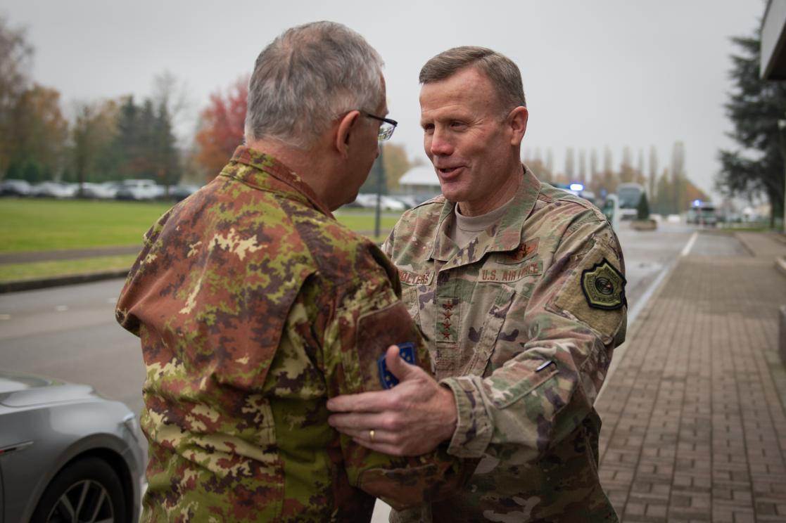 Chairman of the European Union Military Committee visits SHAPE