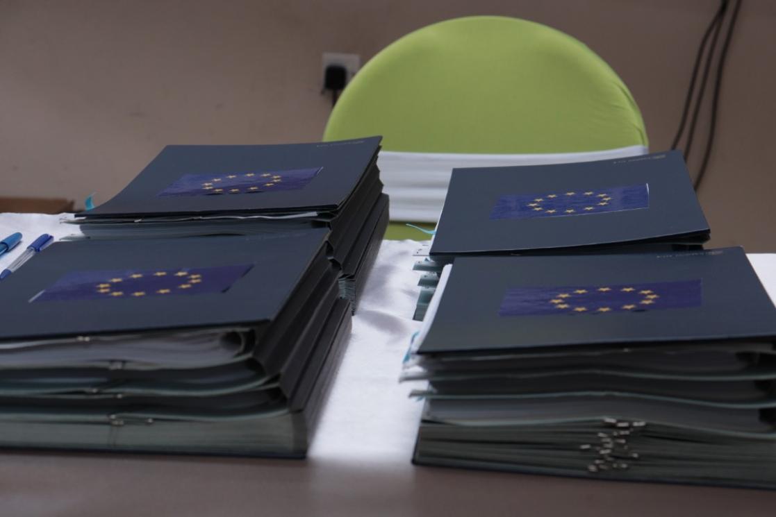 Folders with logo of the European Union