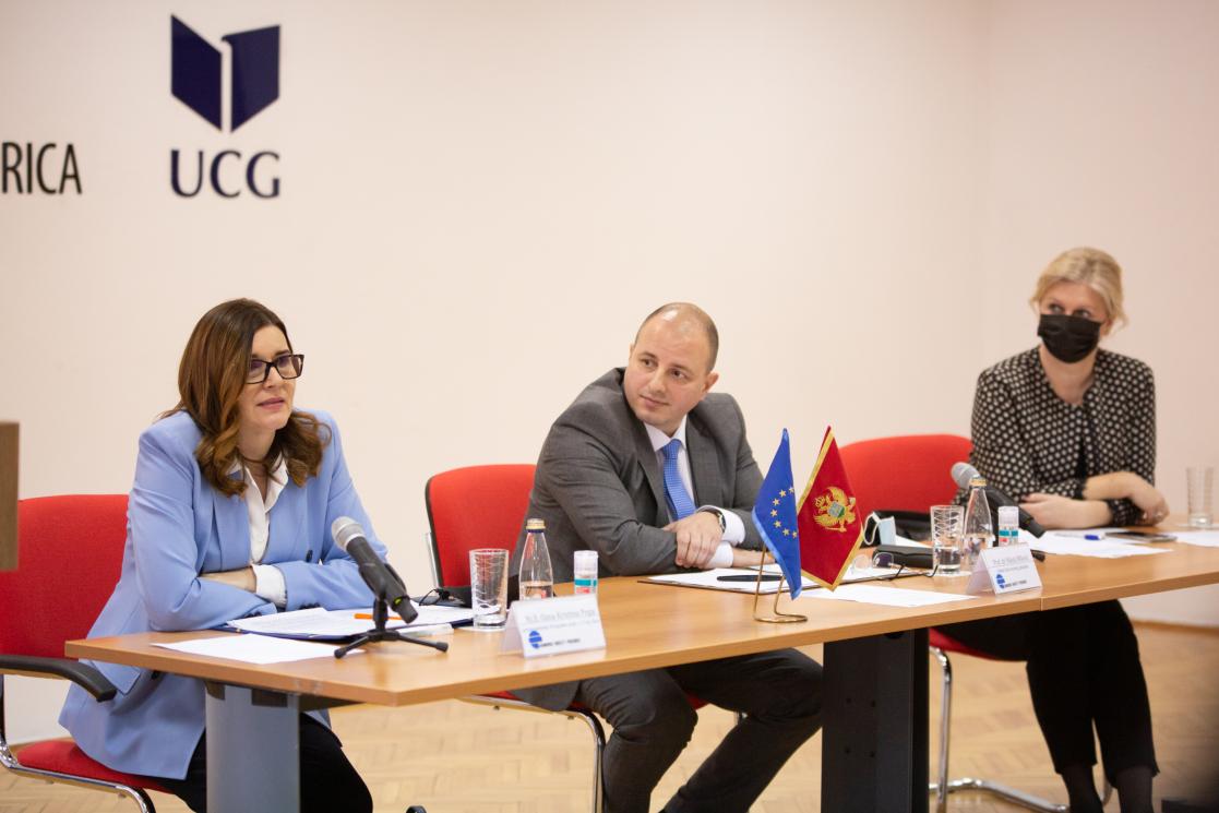 Speakers during an event