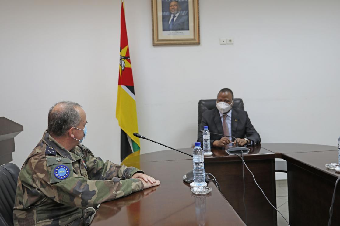 Two men during a meeting