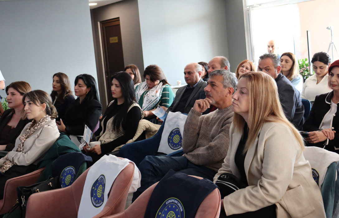 Civil society leaders engage in discussions with EUMA members.