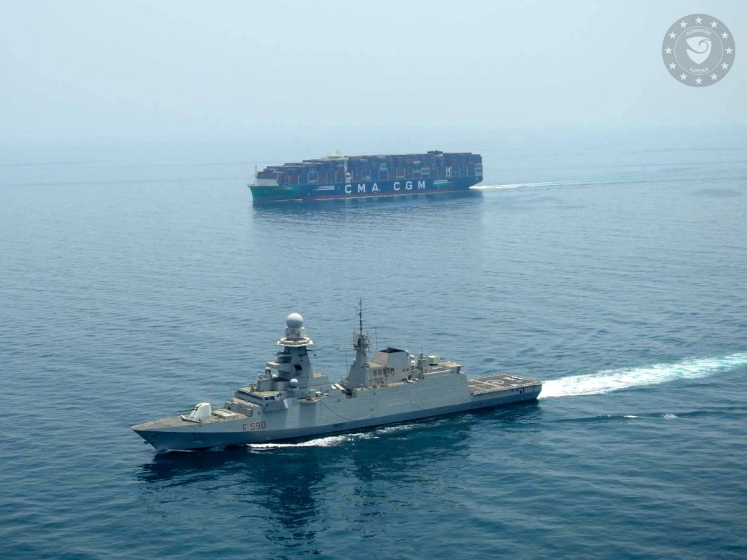 EUNAVFOR ASPIDES: Visit of Force Commander to a MV