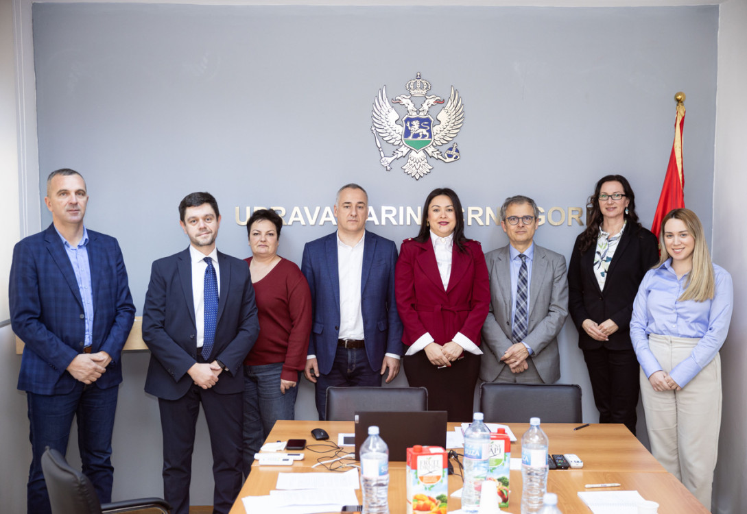 Group of officials standing 