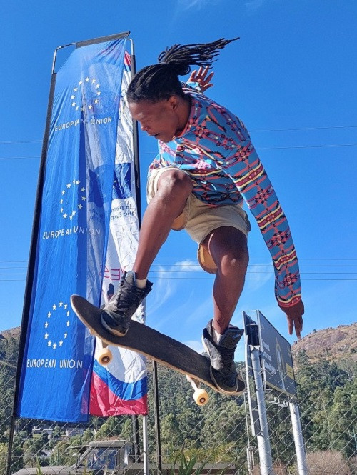 Skate action