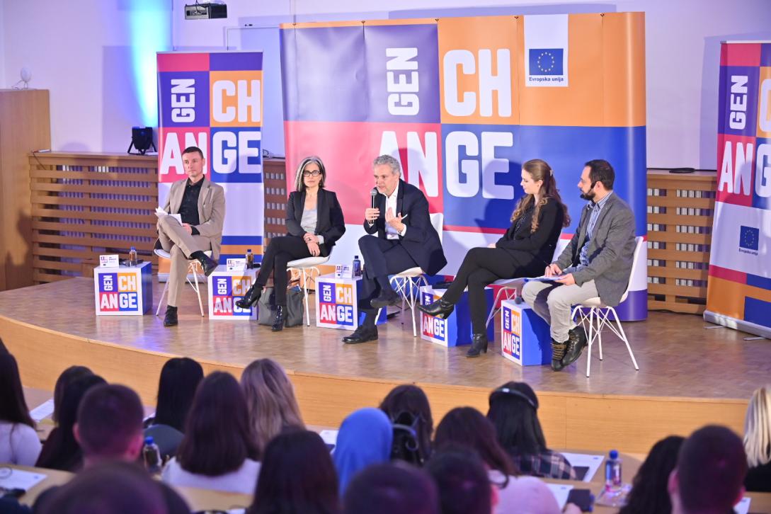 Ambassador Sattler and Students Discuss a Greener Future in Zenica, and launch #GenChange Project
