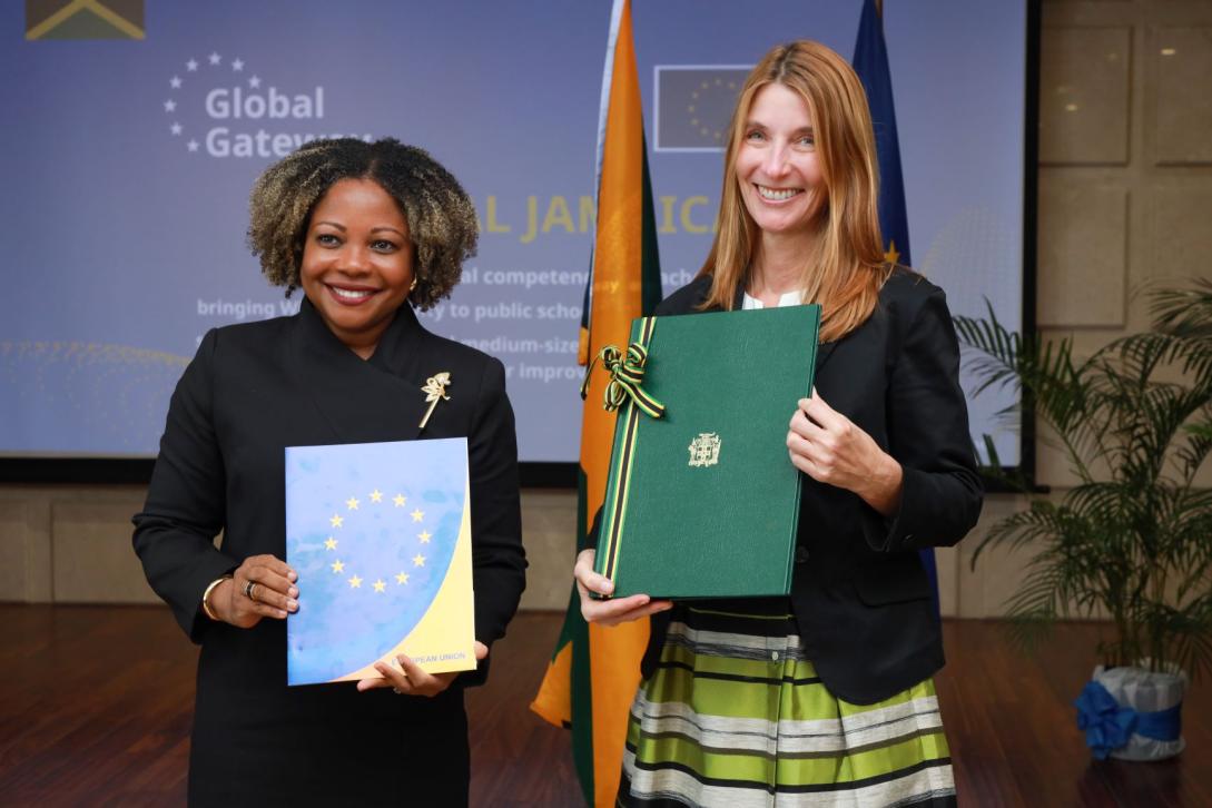 Dr. Dana Morris Dixon, Minister with responsibility for Skills & Digital Transformation and Ms. Helena König, Deputy Secretary General for Economic & Global Affairs, European External Action Service)