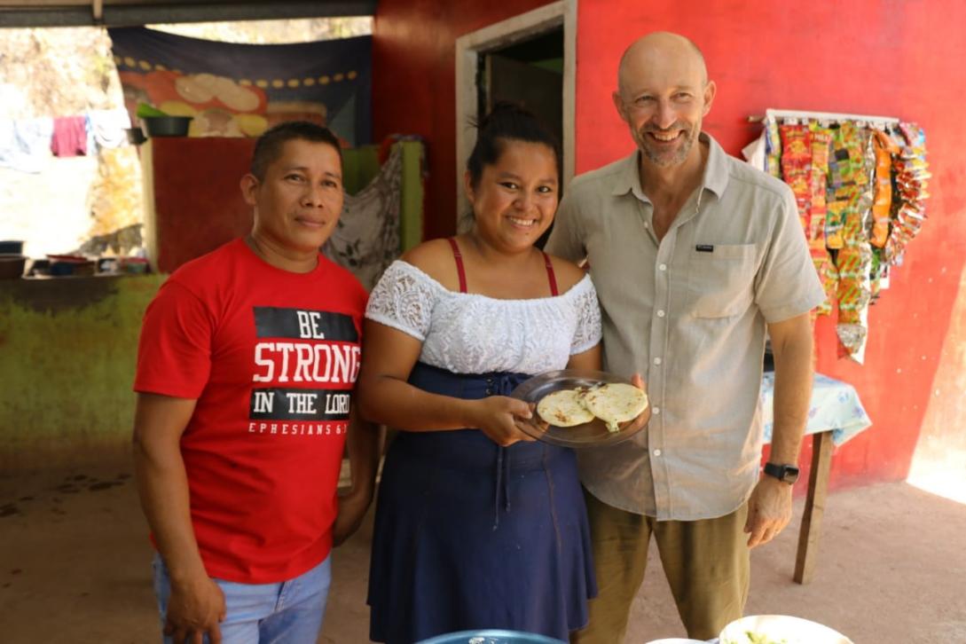 Visita del Embajador Roudié a Santiago Nonualco, El Salvador