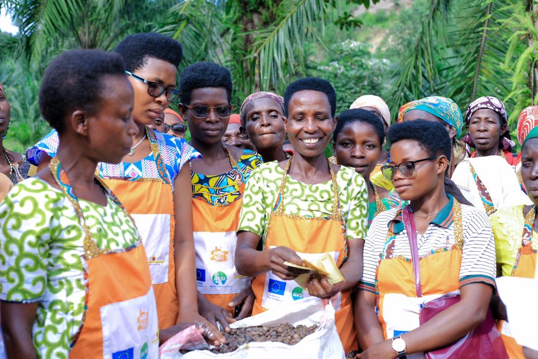 Femmes vendeuses de noix