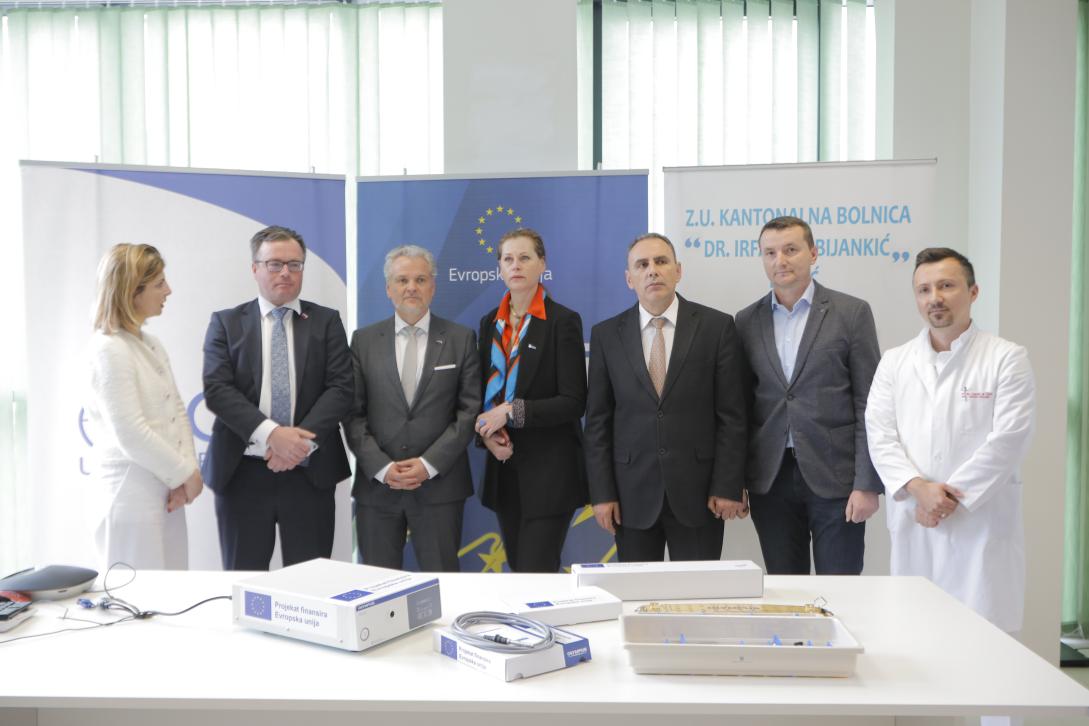 HoD/EUSR donated medical equipment to the Cantonal Hospital “Dr. Irfan Ljubijankić” in Bihać