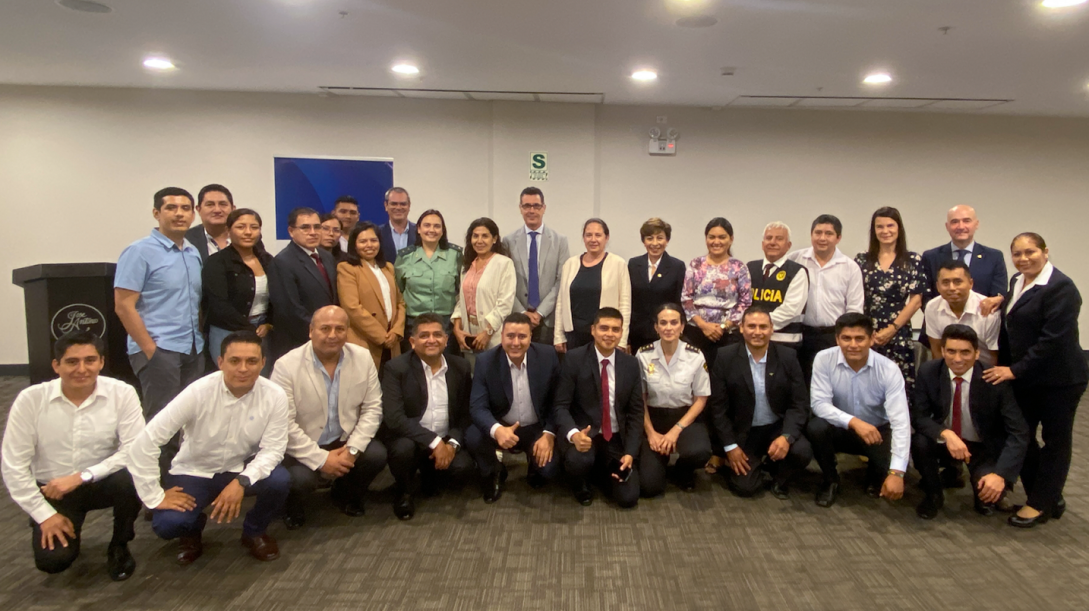 Clausura Taller con Enfoque de Género y DDHH dirigido a profesores de la Escuela de Oficiales de la PNP
