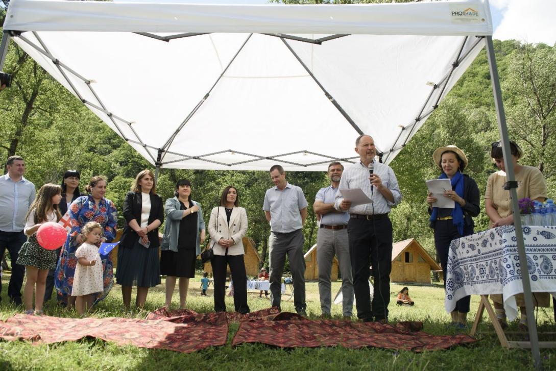 Speakers at Team Europe event in Aragvi