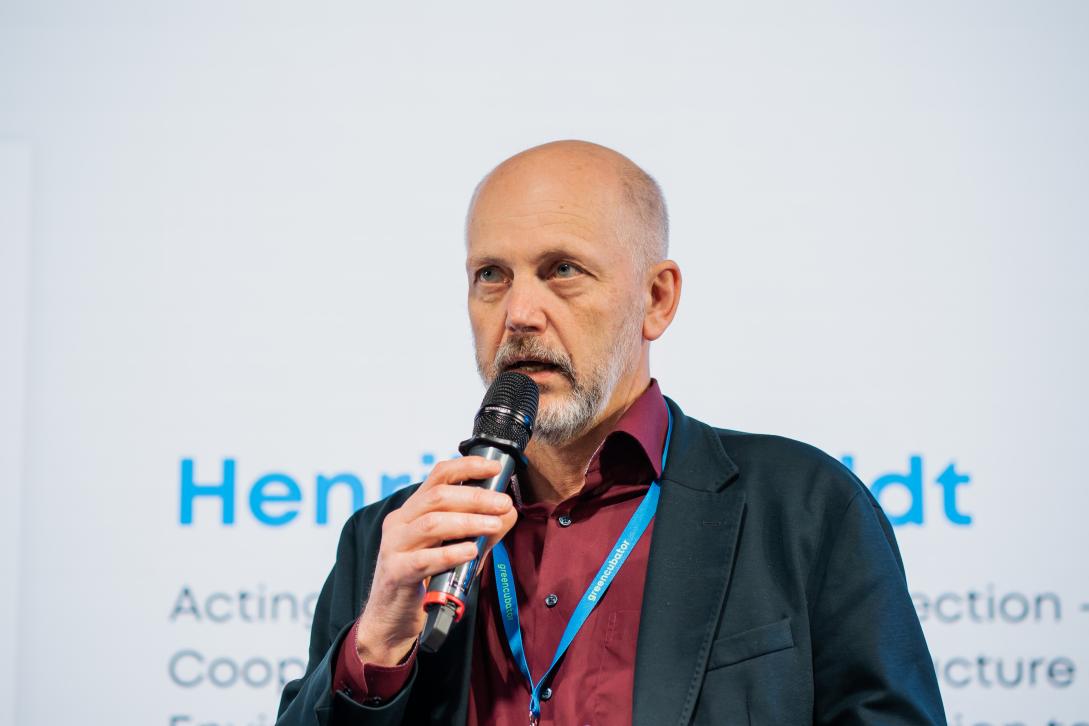 10 Ukrainian "green" innovators receive nearly €500,000 in grants from EBRD and EU.