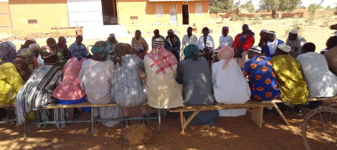 le projet « Terre et Paix » fait partie du grand programme de l’Union européenne dans le triangle Ouagadougou – Koudougou – Dédougou – Bobo-Dioulasso, qui a pour objectif global de renforcer la résilience des populations affectées par la crise sécuritaire.
