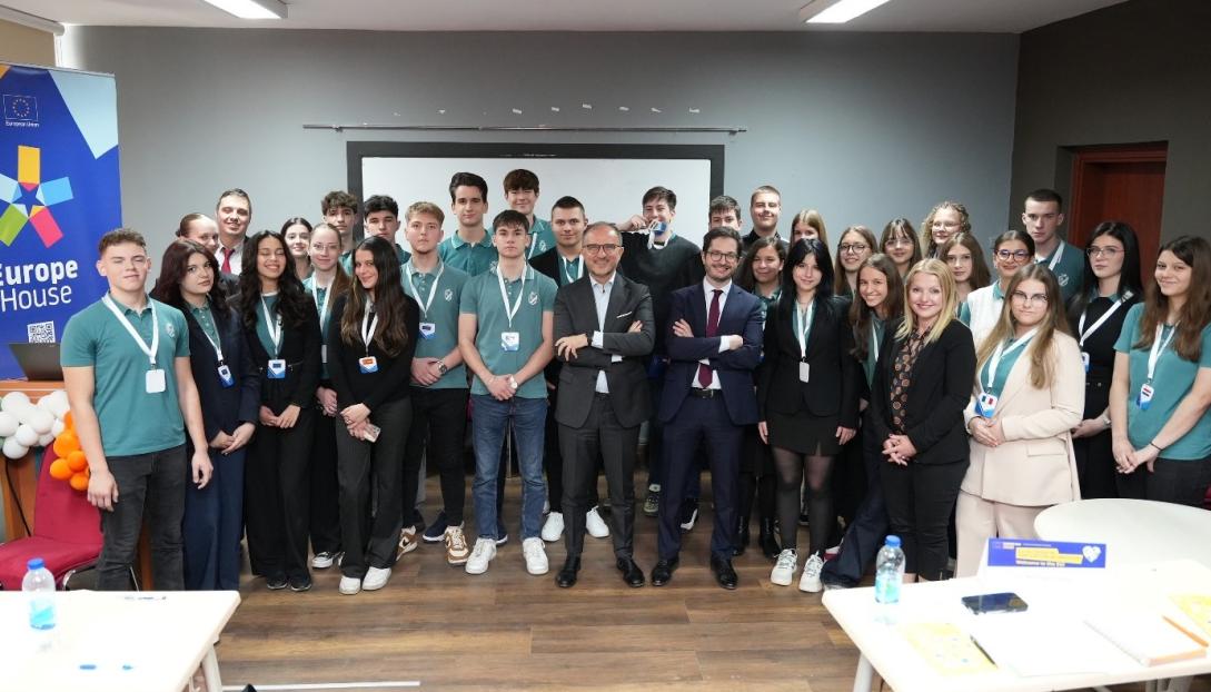 Ambassador Soreca visits Tuzla as part of the Europe Day 2025 activities