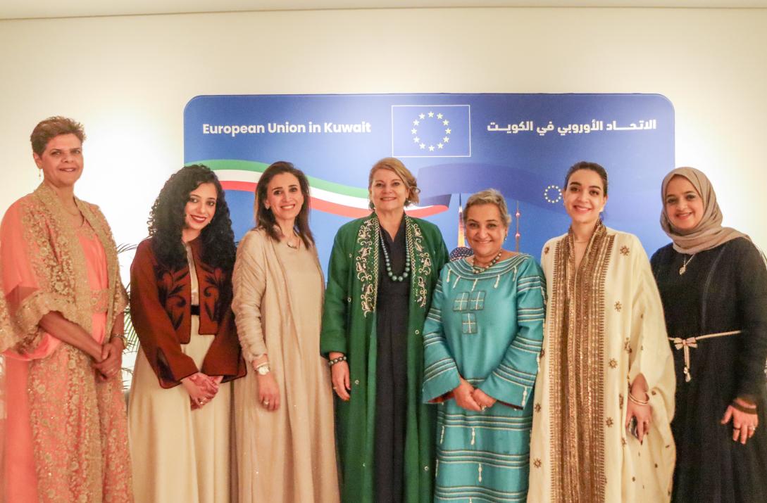 EU Ambassador with some of the participants