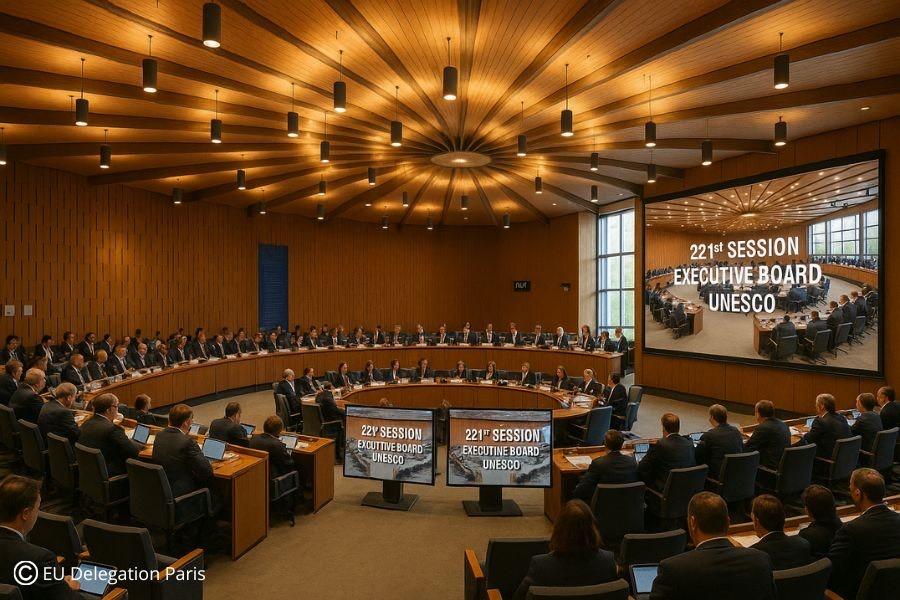 UNESCO meeting in Paris gathers in a conference room.
