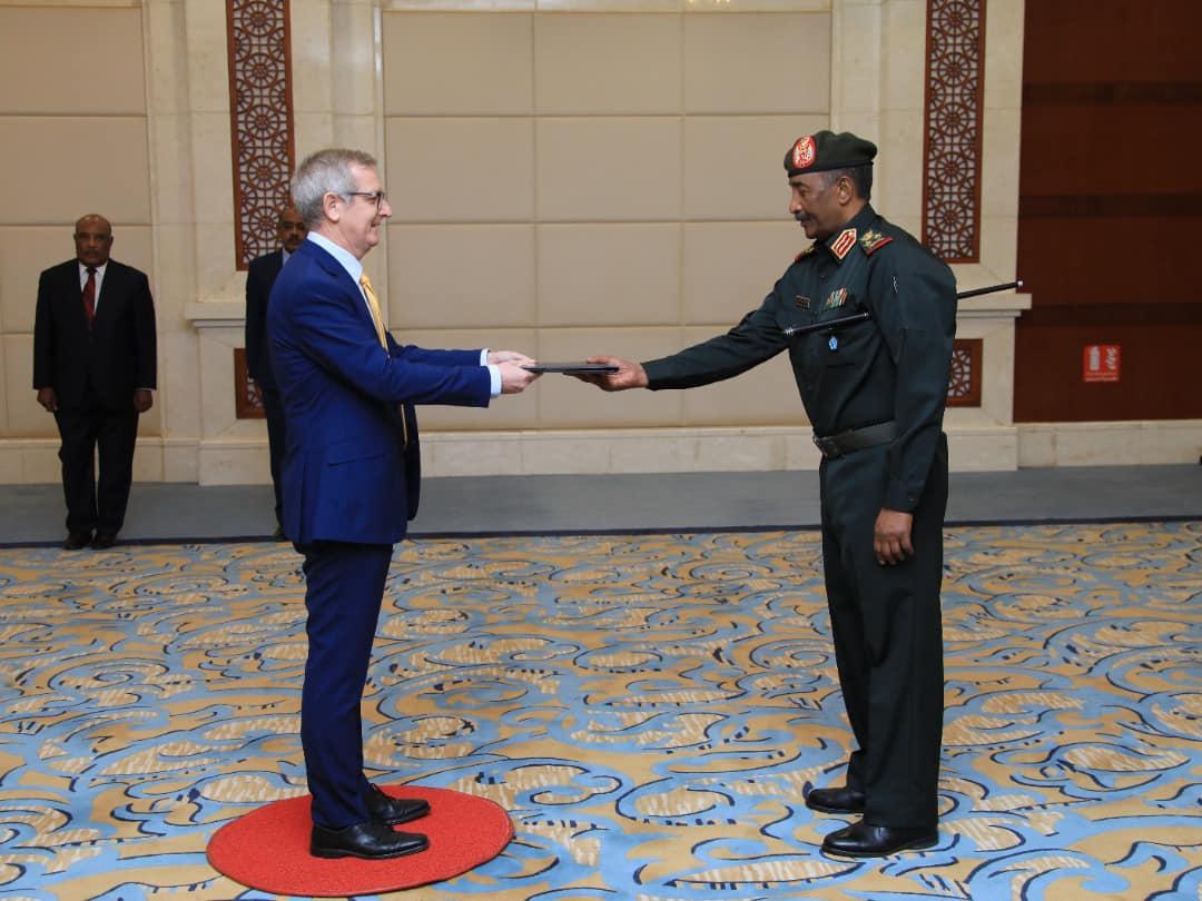Ambassador O'Hara presents his credentials