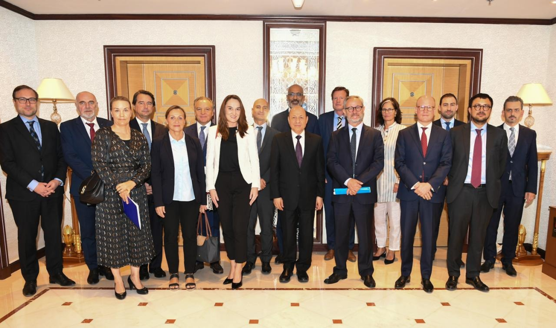 Group photo with President Rashad al-Alimi