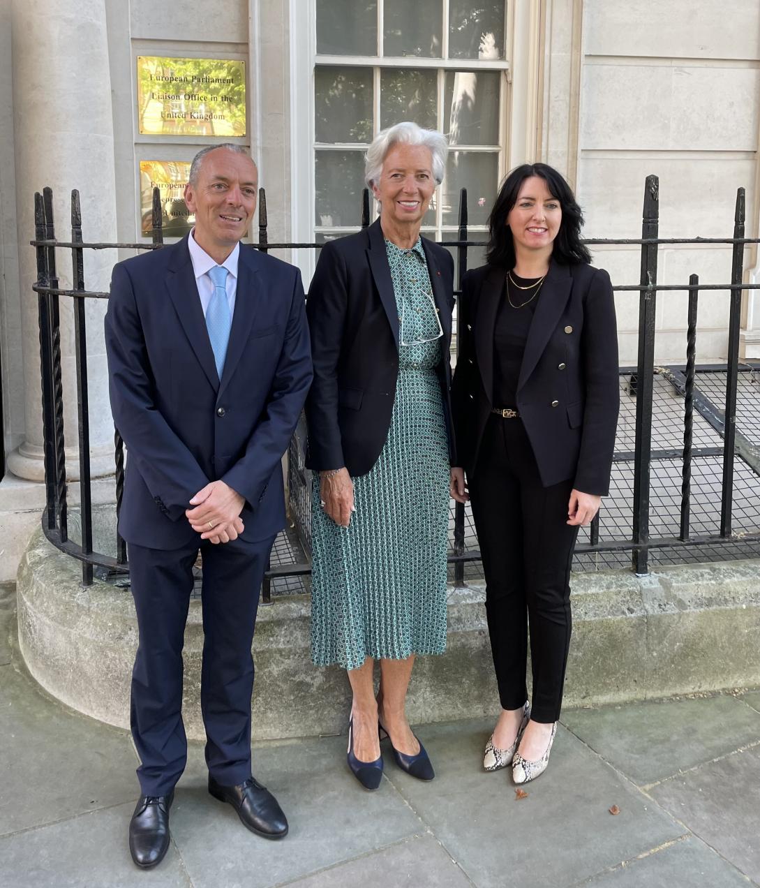 President Lagarde with EU's Deputy Ambassador to the United Kingdom, Nicole Mannion (right) and the ECB's representative in London, Guy-Charles Mahric (left)