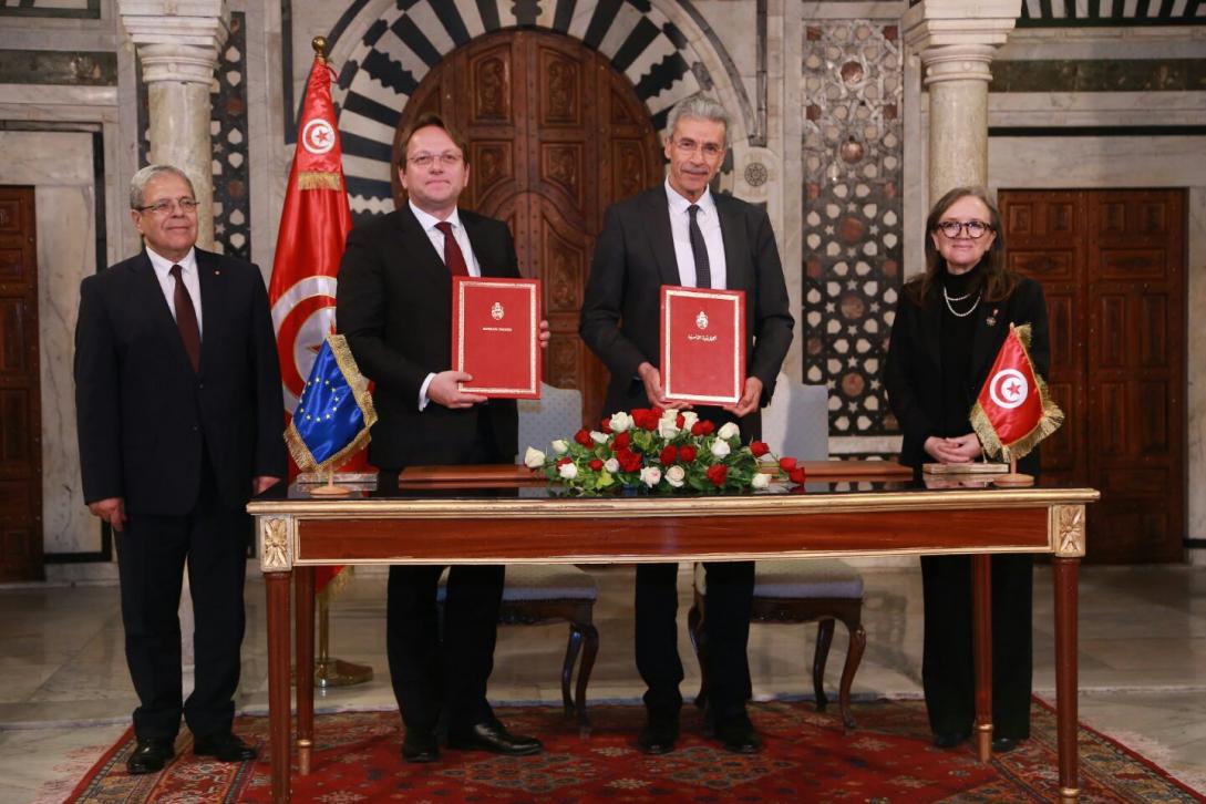 Rencontre avec la cheffe du gouvernement, Najla Bouden, et les ministres des Affaires étrangères et de l'Economie.