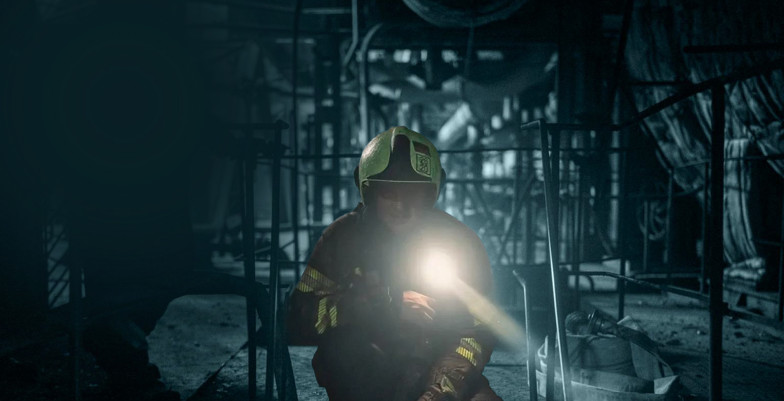A worker fixing Ukrainian energy infrastructure
