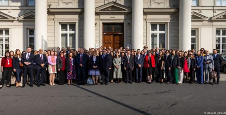 Group photo_outside Bellotto