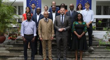 EU Commissioner with Cocoa Traders