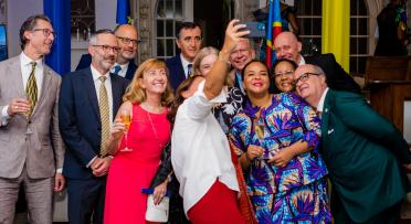 Ambassadeurs européens autour de la Ministre des Affaires étrangères de la RDC à la Fête de l'Europe