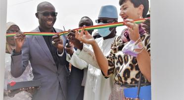 Me Malick Sall, Ministre de la Justice, et Mme Irène Mingasson, Ambassadrice de l'UE au Sénégal, inaugurent la maison de Justice de Keur Massar
