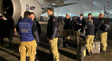 Polish search and rescue team mobilised through the EU Civil Protection Mechanism on its way to Türkiye.