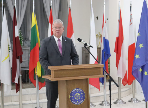 EUMA Head of Mission giving his speech at the Anniversary and Farewell event.