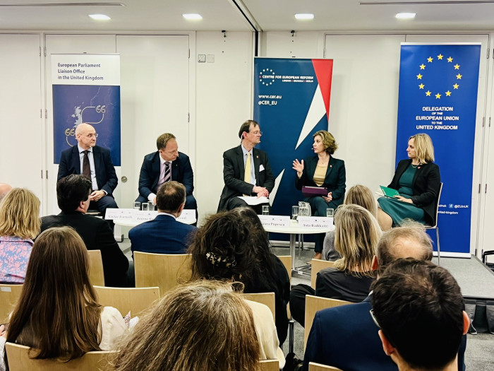 1989 - Come with Us - Democratic Transformations