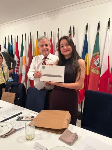 Honduras_jovenes_artopinion1