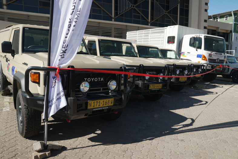 Vehicle handover 4