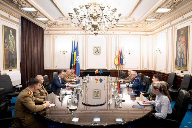 Chair of EU Military Committee visits Romania to discuss regional security and European defence read