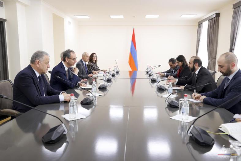 Meeting with Foreign Minister Mirzoyan Copyright MFA Armenia