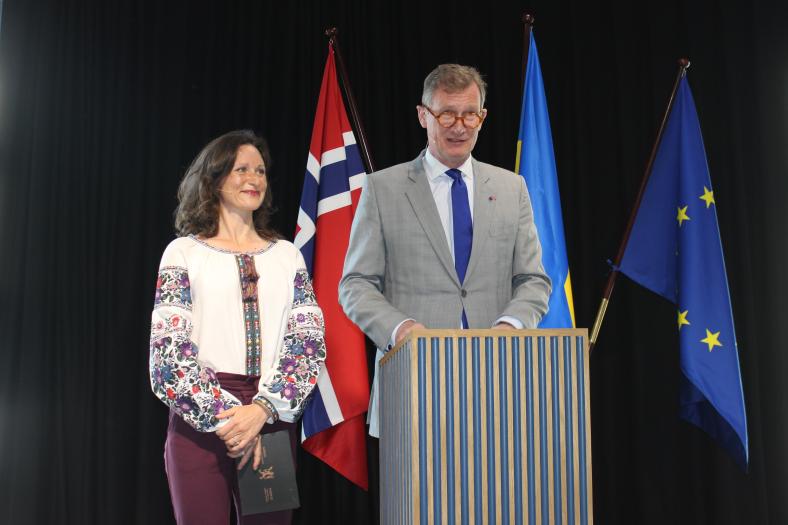 Ambassador de La Grandville giving a speech