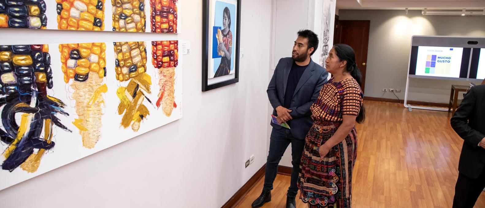 Inauguración de la Exposición Mucho Gusto