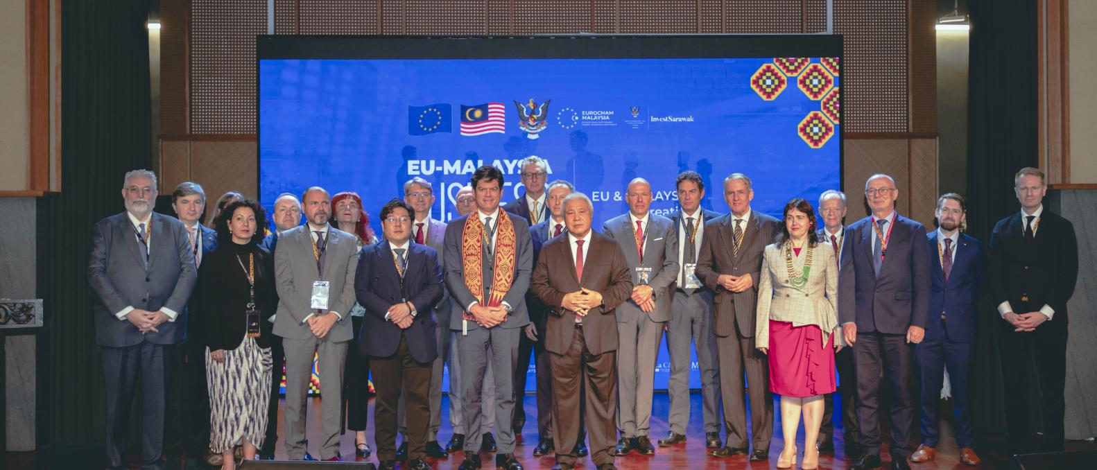 17 EU Ambassadors and DPM of Sarawak on stage during the Business Day