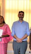 les participants de la Délégation de l’UE au Burkina Faso reçoivent leurs attestations